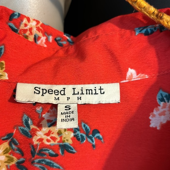 Speed Limit M P H Red Floral Mini Dress Button 3/4 Short Sleeves Elastic Waist S - Picture 5 of 16